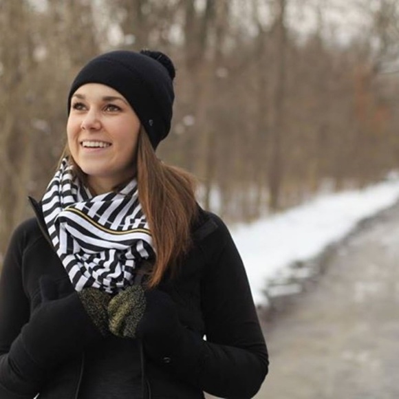 Lululemon Vinyasa *Zip Scarf - Picture 3 of 7